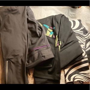 Size small-3 pairs of women’s leggings